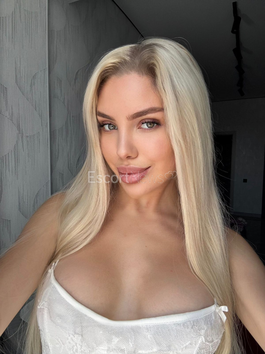 Elite W. Lily